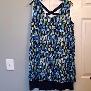 Kim Roger's sleeveless dress.